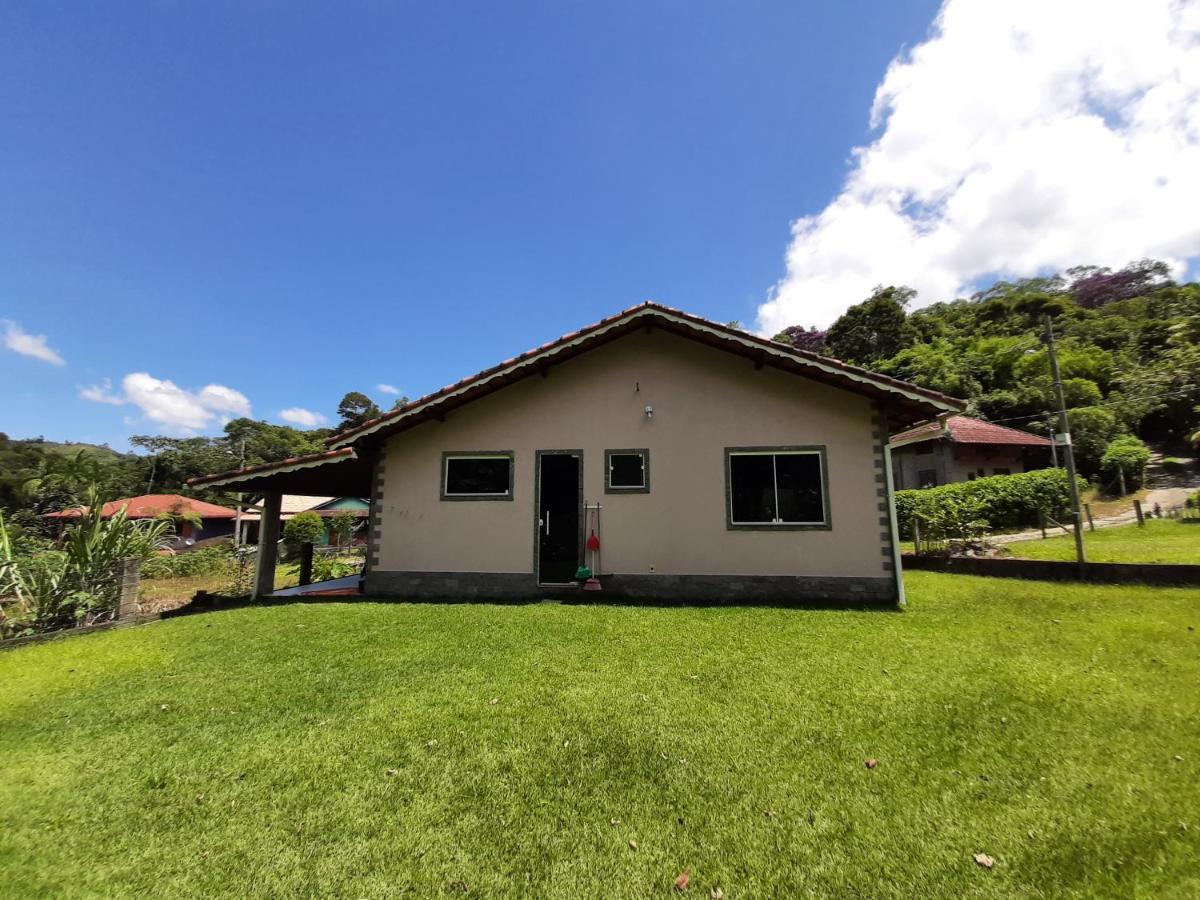 Casa Rosa Lumiar, Cachoeira Particular E Fazendinha Eksteriør bilde