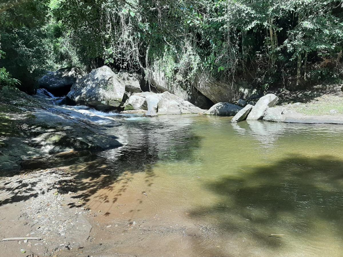 Casa Rosa Lumiar, Cachoeira Particular E Fazendinha Eksteriør bilde
